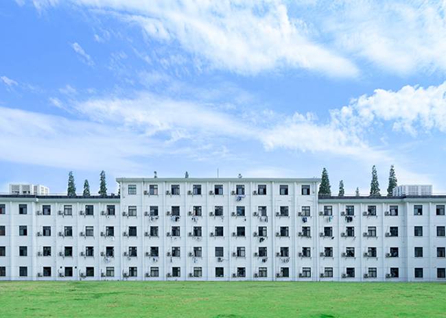 四川大学附设华西卫生学校怎么样受欢迎不_四川大学附设华西卫生学校分数线