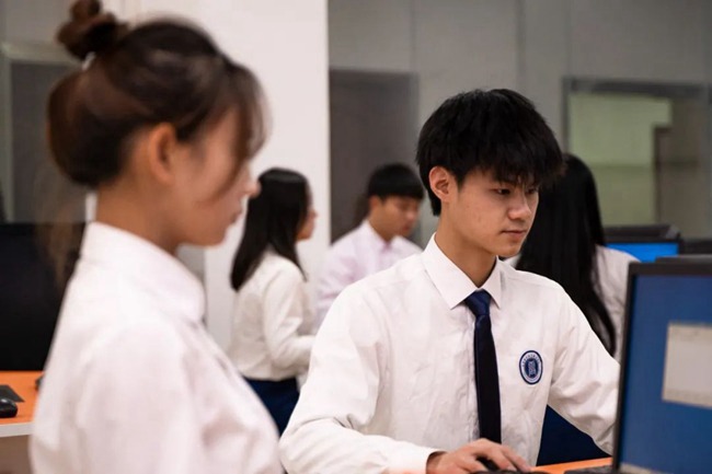 四川五月花技师学院2025年学费,各招生专业收费标准