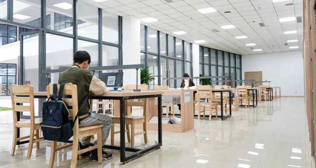 天府新区信息职业学院云计算技术与应用专业的发_天府新区信息职业学院是公办还是民办