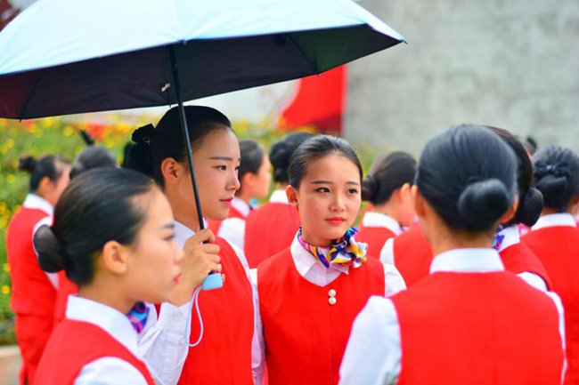 报读成都希望职业学校需要考试吗,读郫县希望职校要多高学历